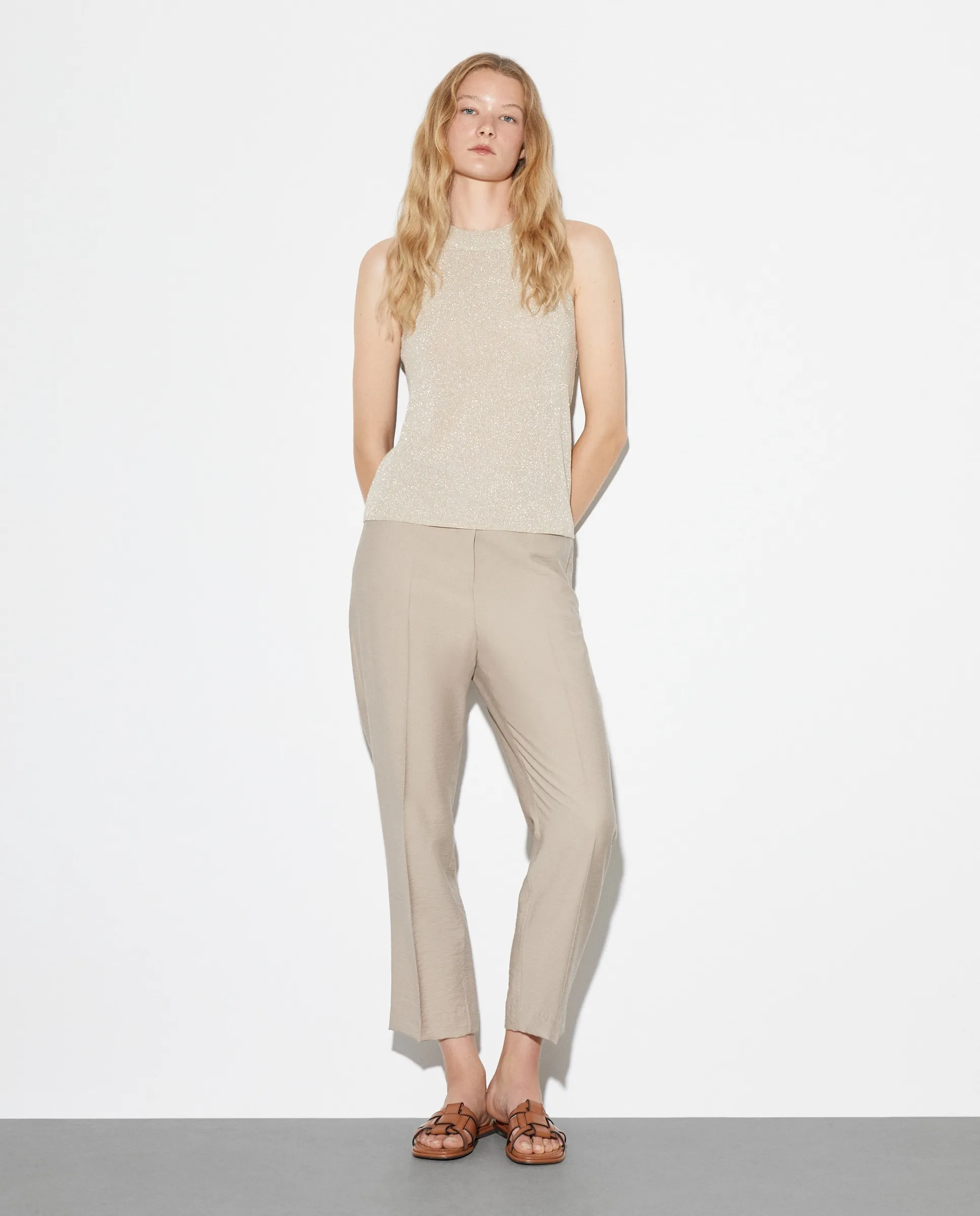 Женские брюки полуприлегающего кроя Woman El Corte Inglés, бежевый
Женские брюки полуприлегающего кроя Woman El Corte Inglés, бежевый