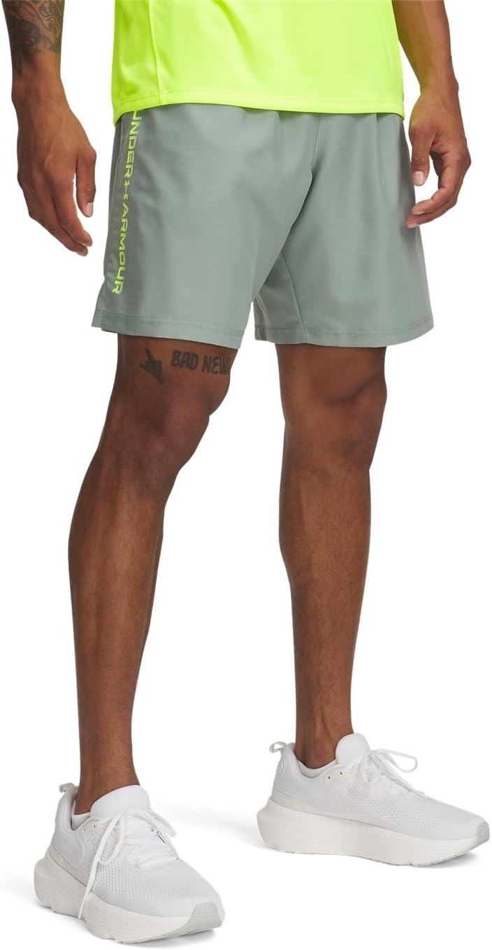 Шорты Under Armour Woven Wordmark, (348) Silica Green/High Vis Yellow
Шорты Under Armour Woven Wordmark, (348) Silica Green/High Vis Yellow