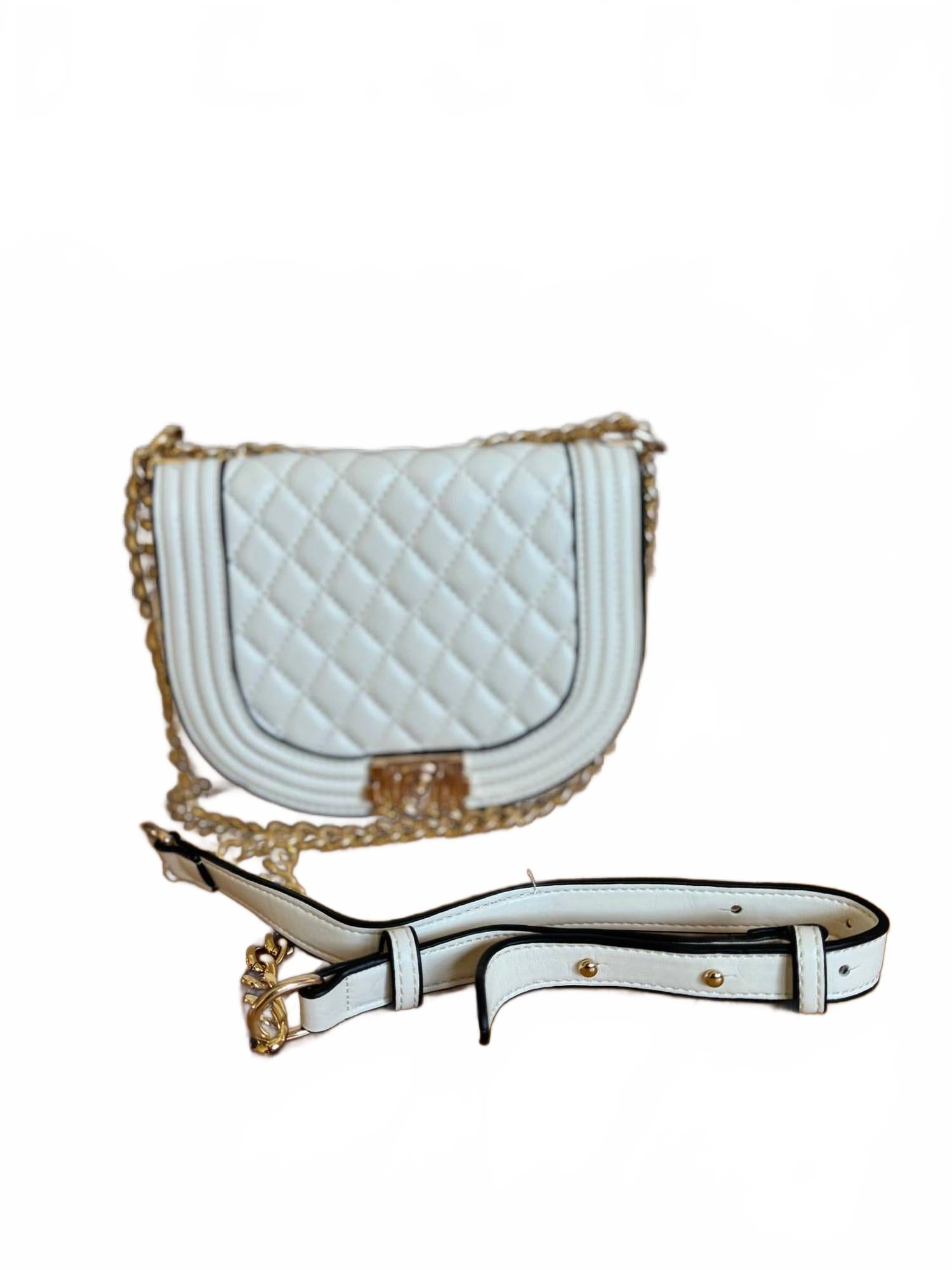 Женская стеганая сумка-кроссбоди Diana с застежкой push-lock в белом цвете Jen & Co.
Женская стеганая сумка-кроссбоди Diana с застежкой push-lock в белом цвете Jen & Co.