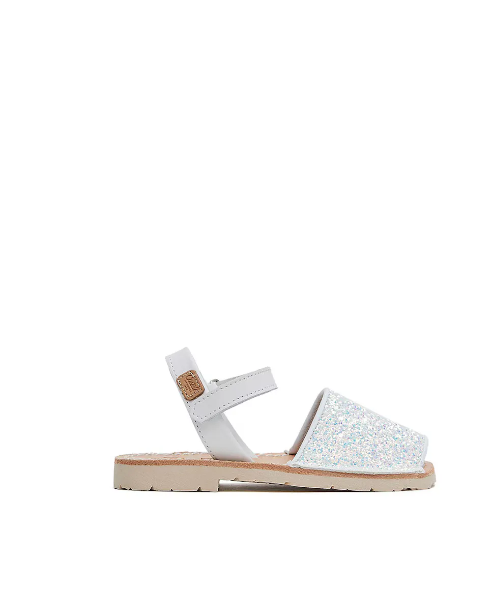 Блестящие кожаные сандалии Menorquina для девочек CASTELL MENORCA, белый
Блестящие кожаные сандалии Menorquina для девочек CASTELL MENORCA, белый