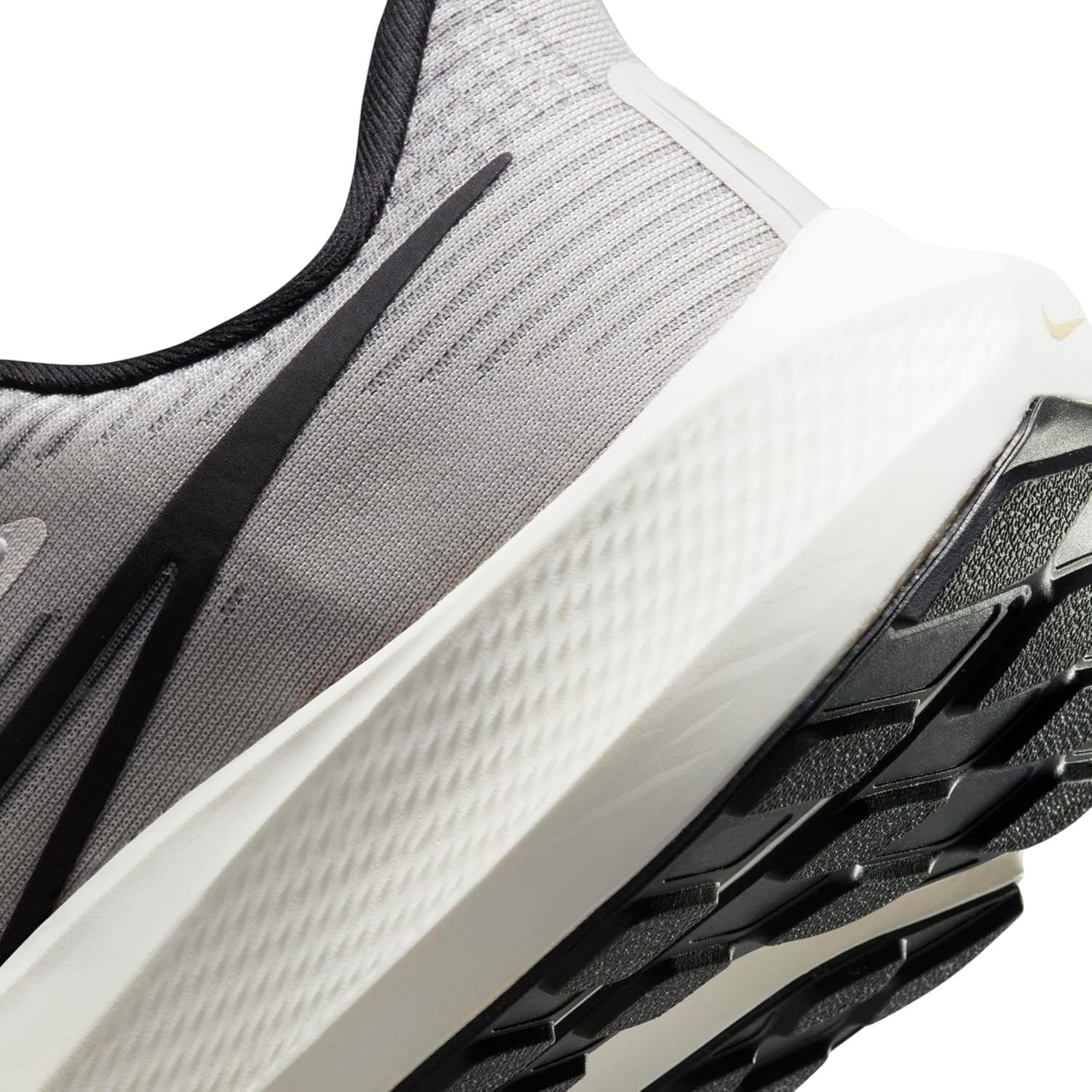 Кроссовки Nike Pegasus 39 мужские, Phantom Black Sail Mint Foam 004
Кроссовки Nike Pegasus 39 мужские, Phantom Black Sail Mint Foam 004