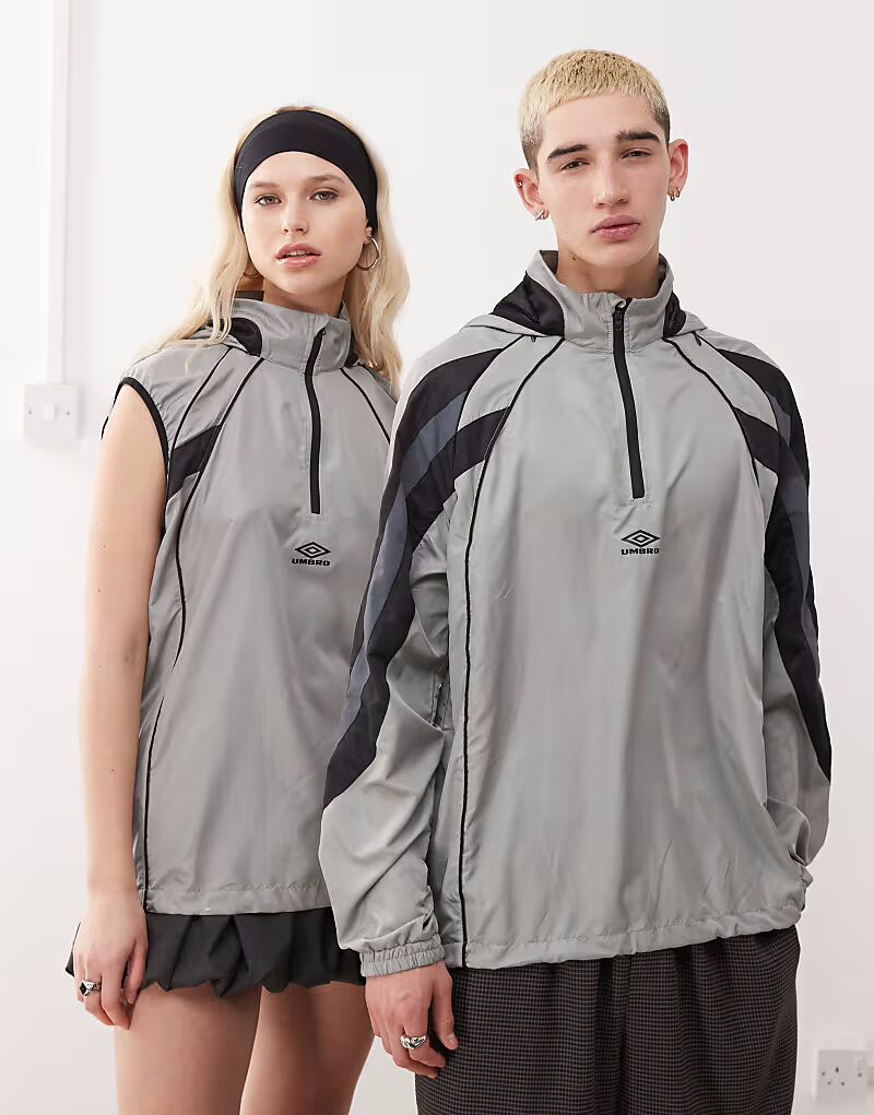 Ветровка Umbro с застежкой-молнией на рукаве, цвет серый, многоцветный 
Ветровка Umbro с застежкой-молнией на рукаве, цвет серый, многоцветный