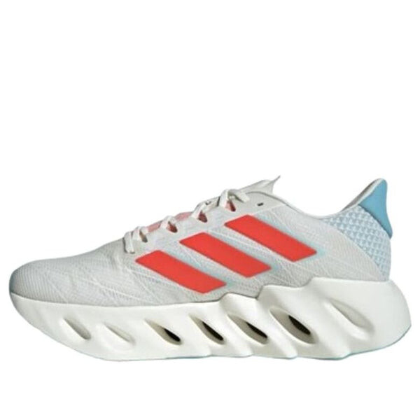Кроссовки переключатель вперед 2 Adidas, белый 
Кроссовки переключатель вперед 2 Adidas, белый