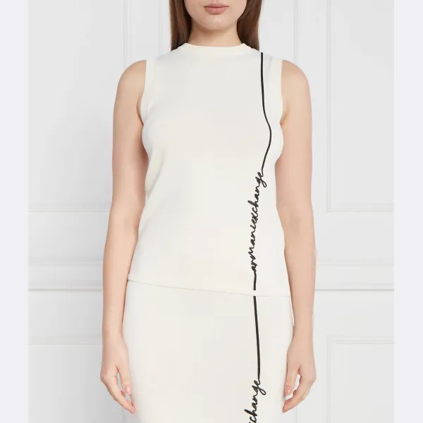 Блузка стандартного кроя Armani Exchange, экрю
Блузка стандартного кроя Armani Exchange, экрю