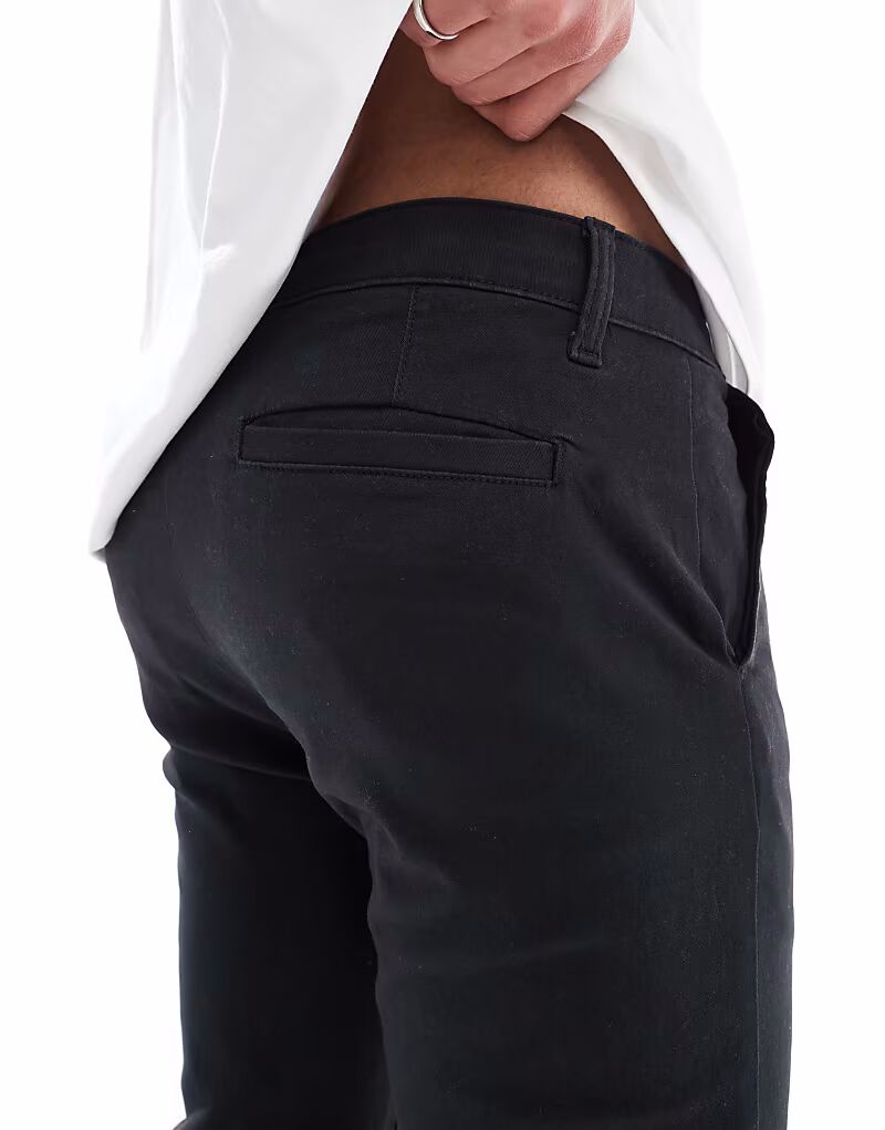 Узкие брюки чинос ASOS DESIGN черного цвета
Узкие брюки чинос ASOS DESIGN черного цвета