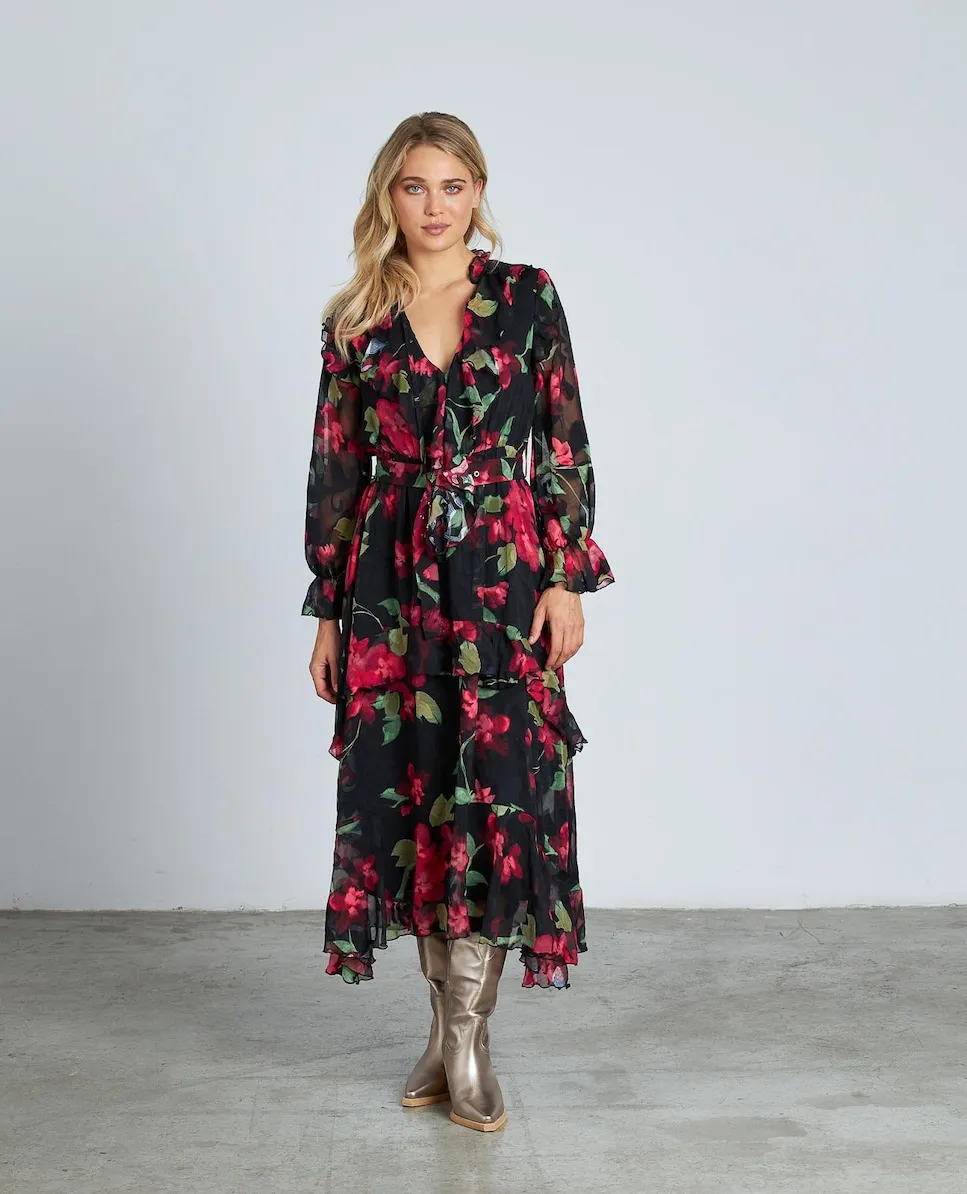 Длинное платье с узором, оборками и регулируемым поясом Alma en Pena, красный
Длинное платье с узором, оборками и регулируемым поясом Alma en Pena, красный