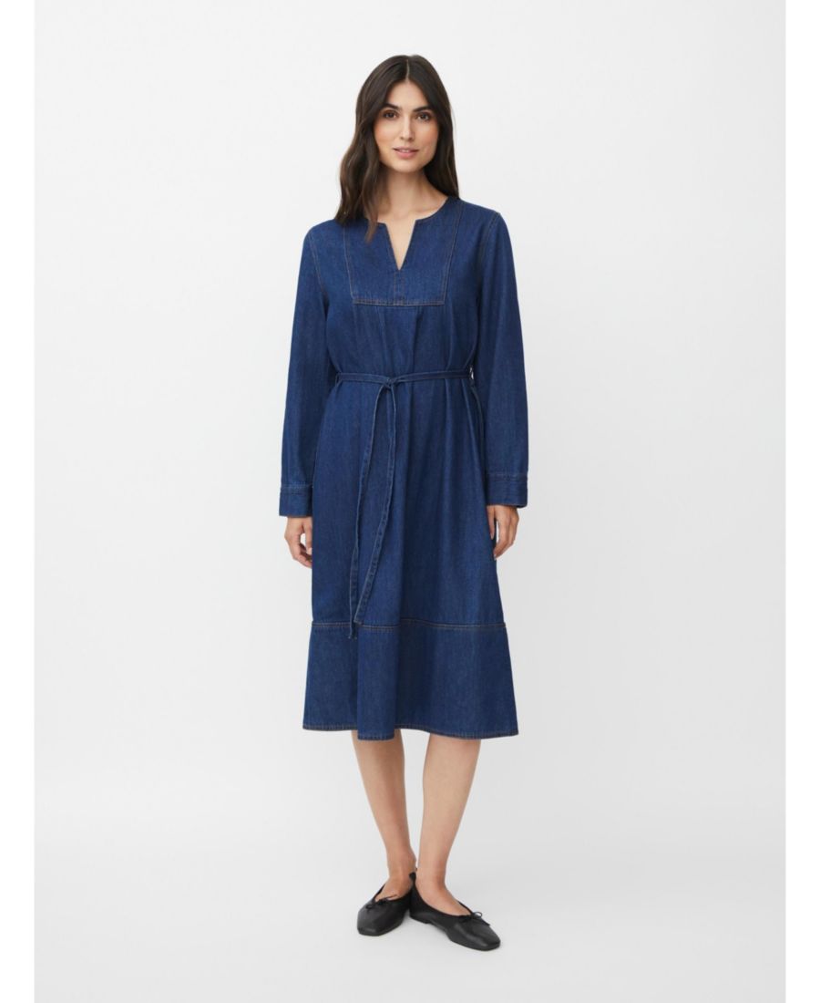 Женское джинсовое платье миди с длинными рукавами и V-образным вырезом Masai Copenhagen, Dark denim
Женское джинсовое платье миди с длинными рукавами и V-образным вырезом Masai Copenhagen, Dark denim