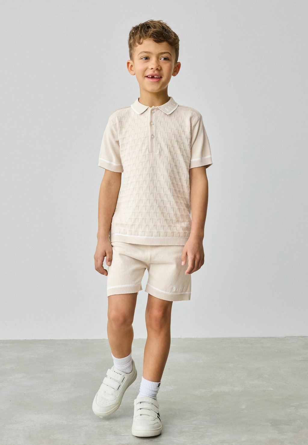 Футболка с принтом REGULAR FIT Baker by Ted Baker, бежевый
Футболка с принтом REGULAR FIT Baker by Ted Baker, бежевый