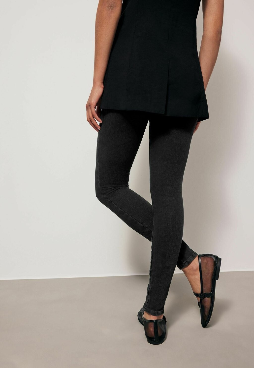 Джинсы облегающие Next, черный
Джинсы облегающие Next, черный