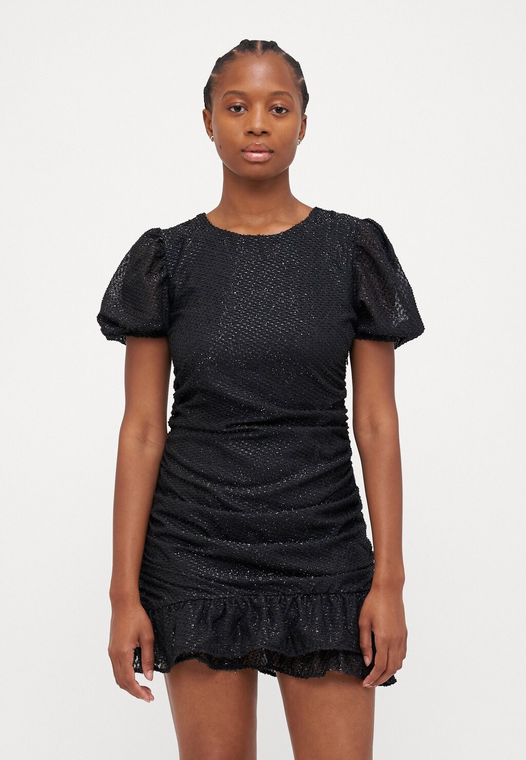 Коктейльное платье / Вечернее платье VMSAL SHORT DRESS Vero Moda Petite, черный
Коктейльное платье / Вечернее платье VMSAL SHORT DRESS Vero Moda Petite, черный