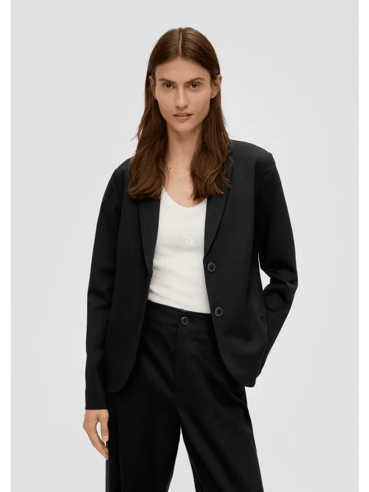 Блейзер s.Oliver, черный
Блейзер s.Oliver, черный