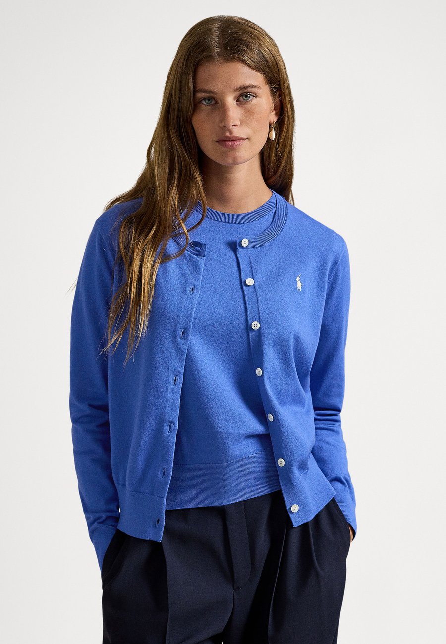 Кардиган Polo Ralph Lauren COTTON CREWNECK CARDIGAN, Indigo Sky/Blue
Кардиган Polo Ralph Lauren COTTON CREWNECK CARDIGAN, Indigo Sky/Blue