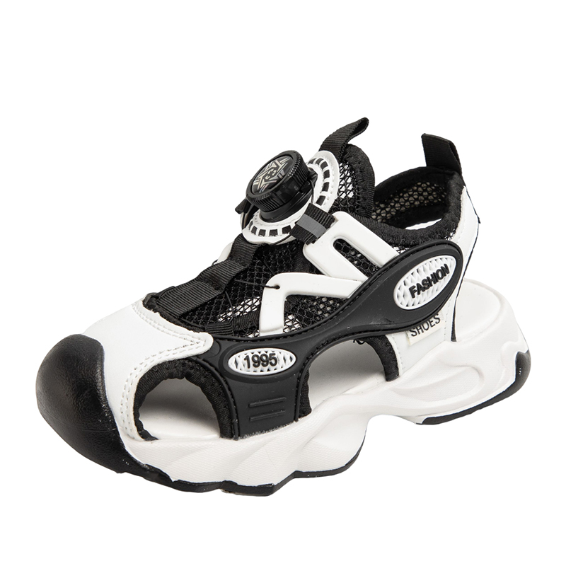 Детские кроссовки для бега Marcolor, черный
Детские кроссовки для бега Marcolor, черный