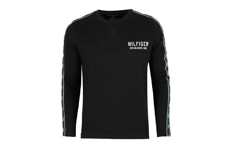 Tommy Hilfiger Мужская футболка, цвет Black
Tommy Hilfiger Мужская футболка, цвет Black