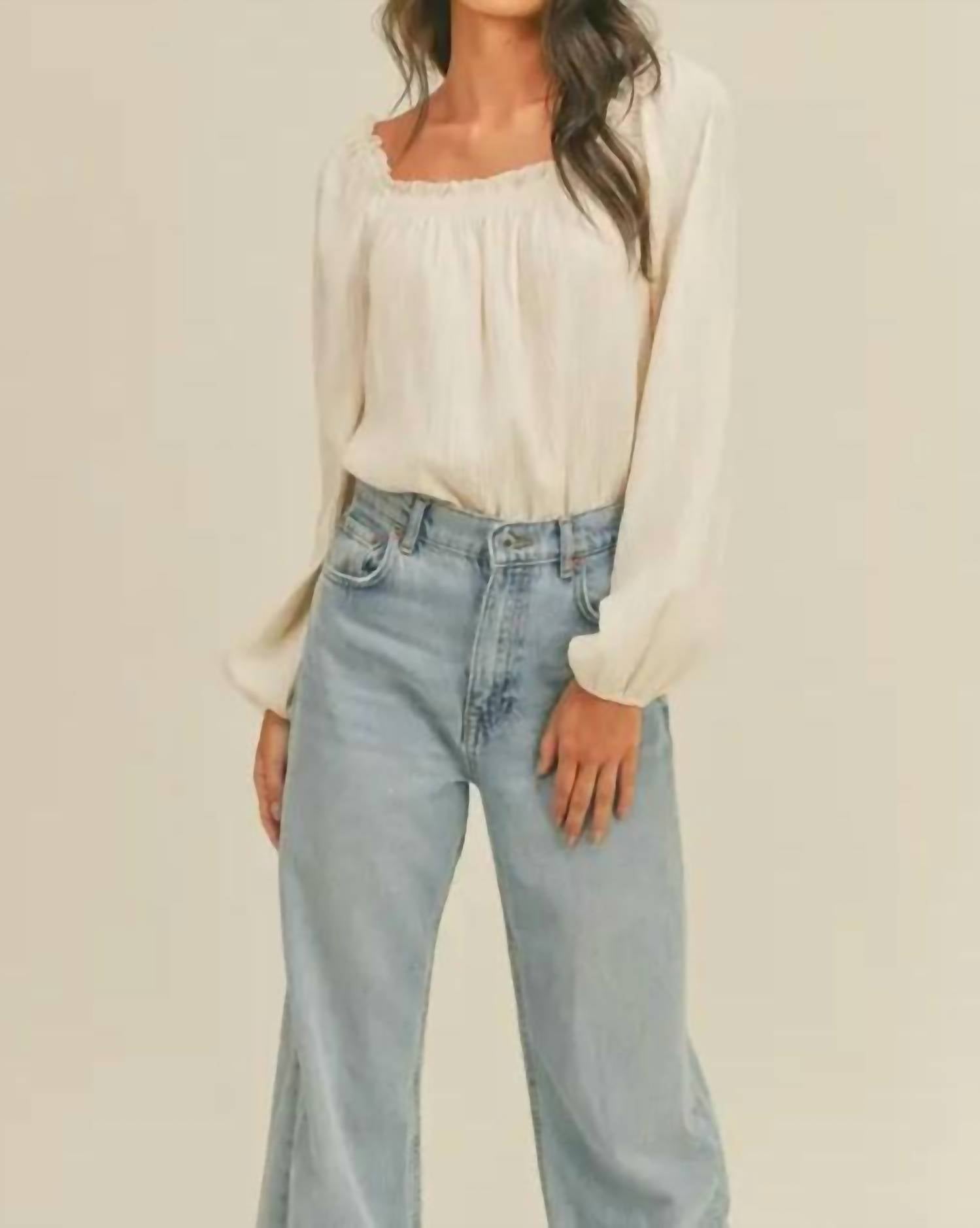 Боди с длинными рукавами кремового цвета LUSH
Боди с длинными рукавами кремового цвета LUSH