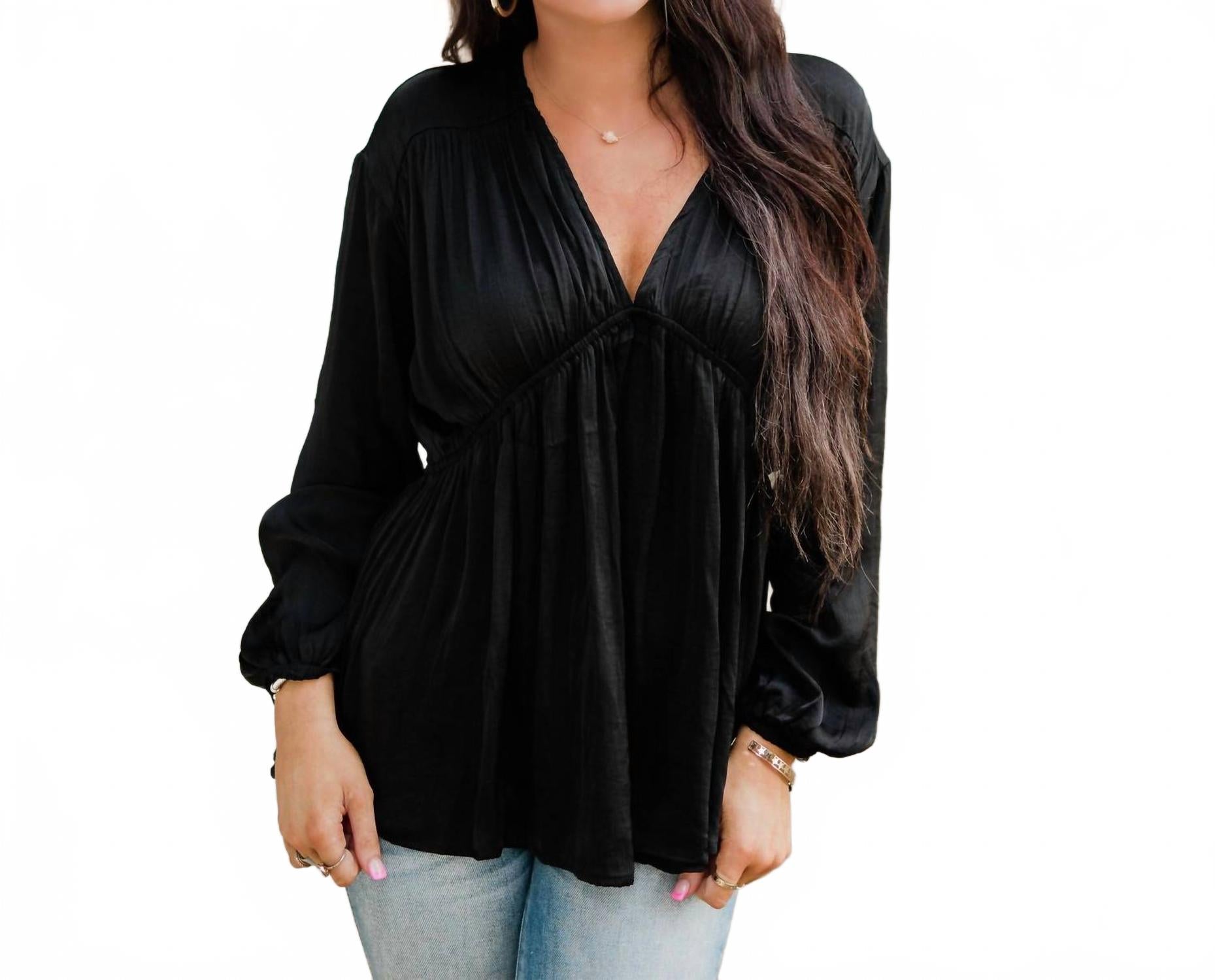 Топ Bella черный GLAM
Топ Bella черный GLAM