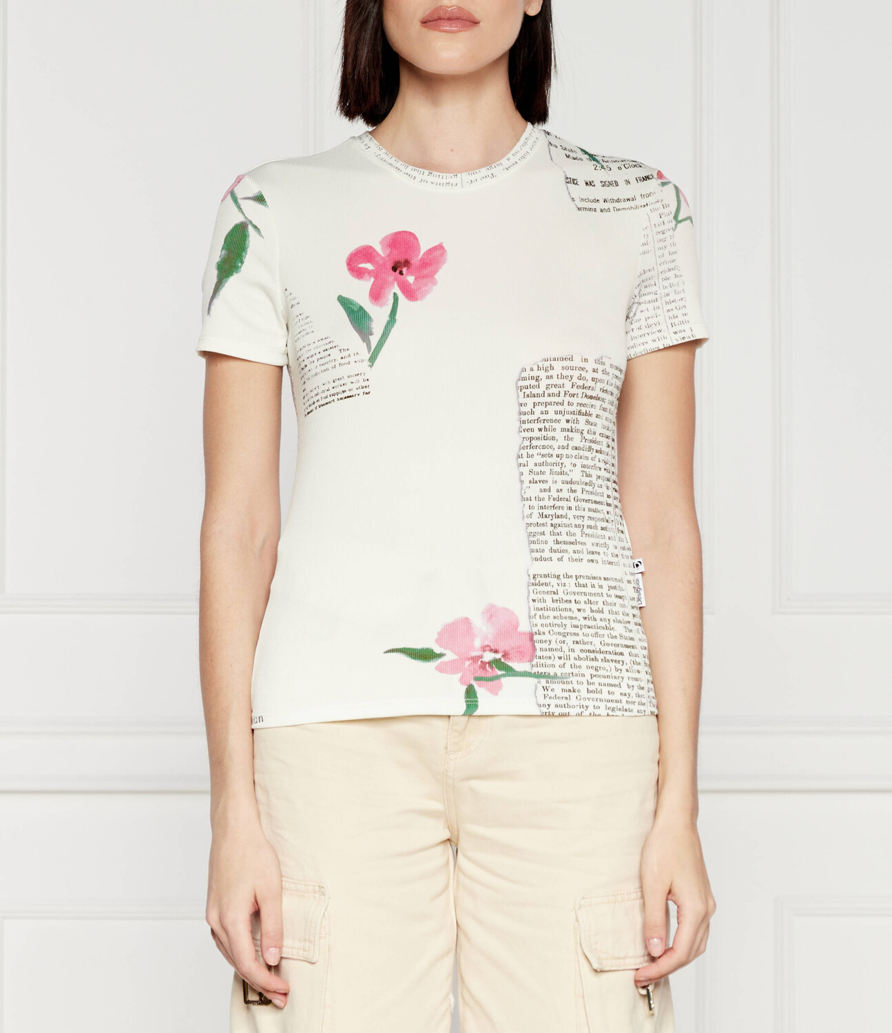 Футболка Desigual MIRNA Slim Fit, экрю 
Футболка Desigual MIRNA Slim Fit, экрю