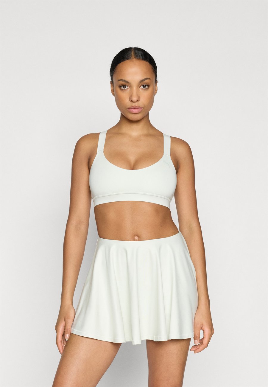 Бюстгальтер Puma SHINE BRA, Sage Frost/Light Green
Бюстгальтер Puma SHINE BRA, Sage Frost/Light Green