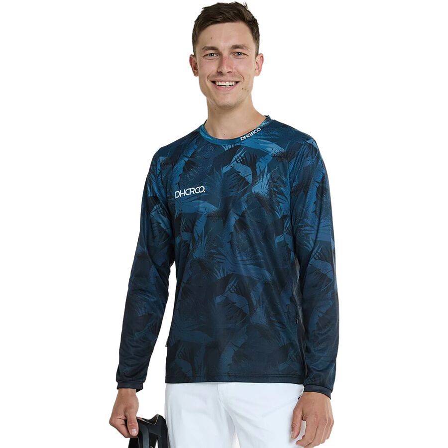 Футболка DHaRCO Gravity DHaRCO, Dark Room
Футболка DHaRCO Gravity DHaRCO, Dark Room