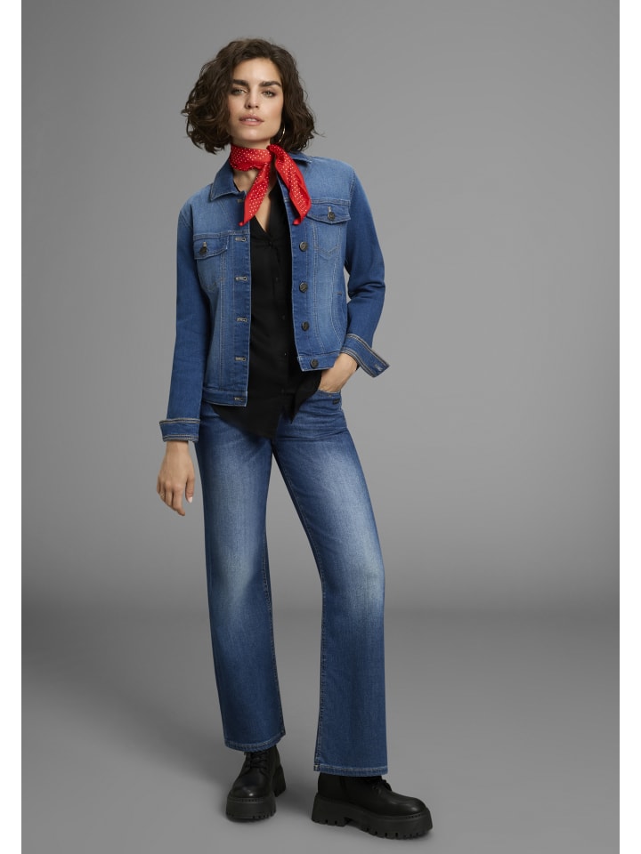 джинсовая куртка синего цвета, ARIZONA
джинсовая куртка синего цвета, ARIZONA