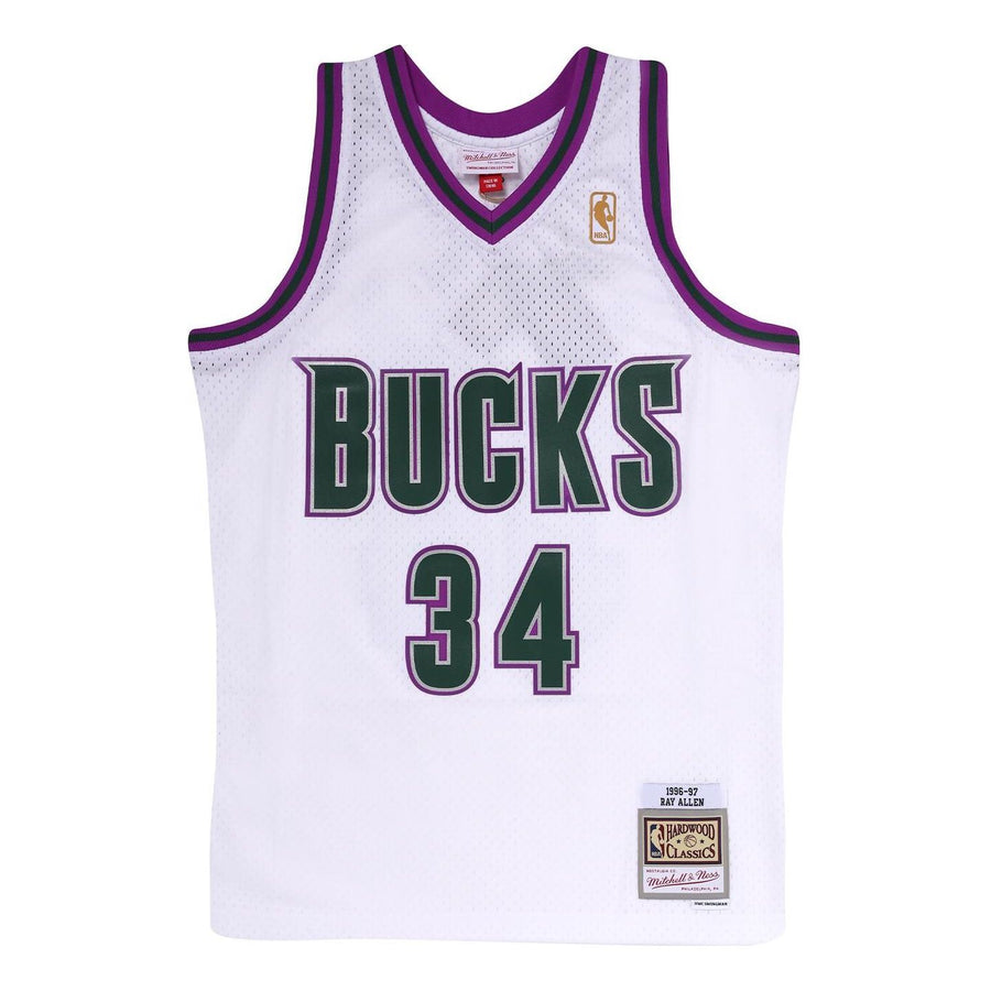 Джерси Mitchell & Ness NBA Swingman Jersey 'Milwaukee Bucks - Ray Allen 1996-97', белый
Джерси Mitchell & Ness NBA Swingman Jersey 'Milwaukee Bucks - Ray Allen 1996-97', белый