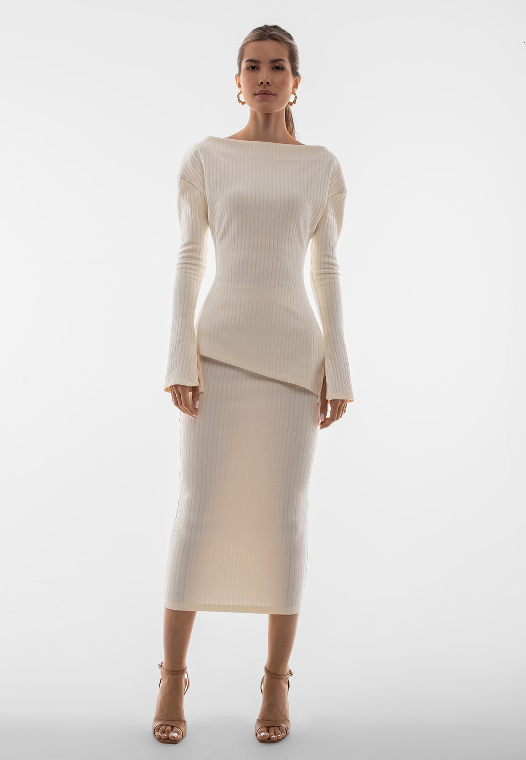 Юбка-карандаш SASHA SAX35TH by Alicja Czarniecka, слоновая кость
Юбка-карандаш SASHA SAX35TH by Alicja Czarniecka, слоновая кость