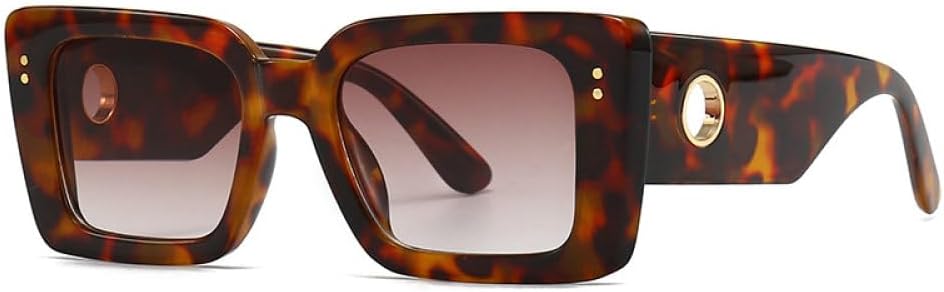 Модные квадратные солнцезащитные очки для женщин, роскошные квадратные градиентные очки с защитой от УФ-излучения для мужчин, трендовые панк-очки с заклепками MTZJH, One Color
Модные квадратные солнцезащитные очки для женщин, роскошные квадратные градиентные очки с защитой от УФ-излучения для мужчин, трендовые панк-очки с заклепками MTZJH, One Color