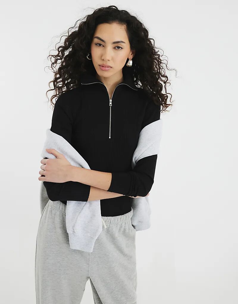 Топ с длинными рукавами, застежкой-молнией спереди, черного цвета River Island
Топ с длинными рукавами, застежкой-молнией спереди, черного цвета River Island