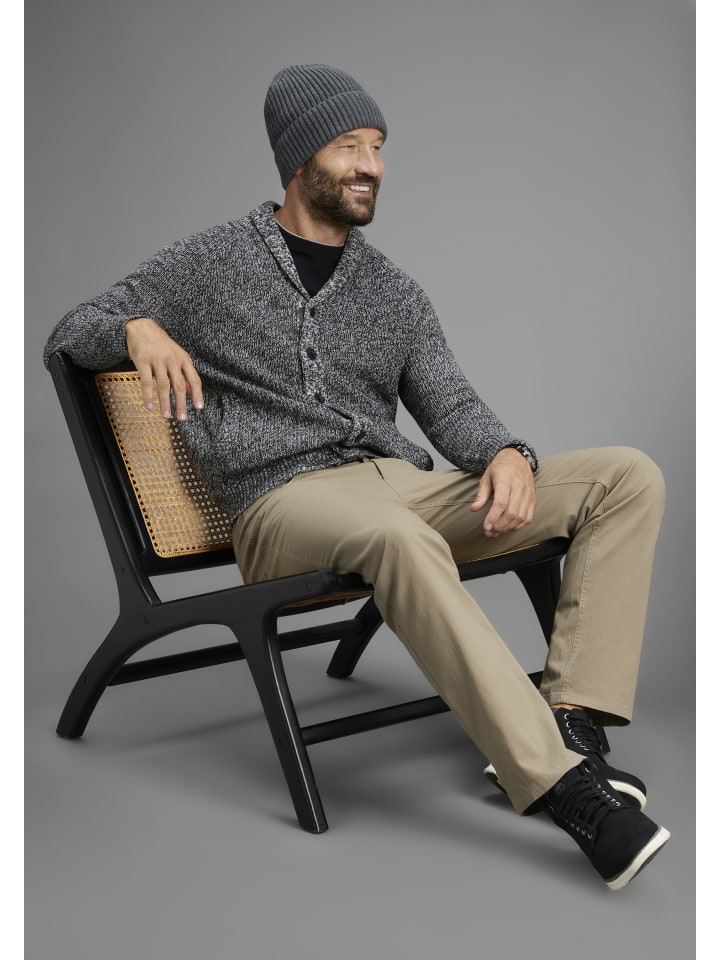 Кардиган в черном меланже Man's World
Кардиган в черном меланже Man's World