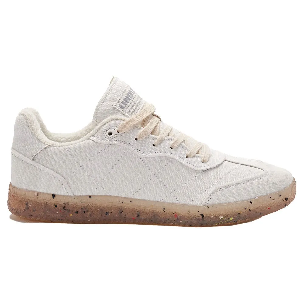 Кроссовки Umbro FTBL Terrace, бежевый
Кроссовки Umbro FTBL Terrace, бежевый