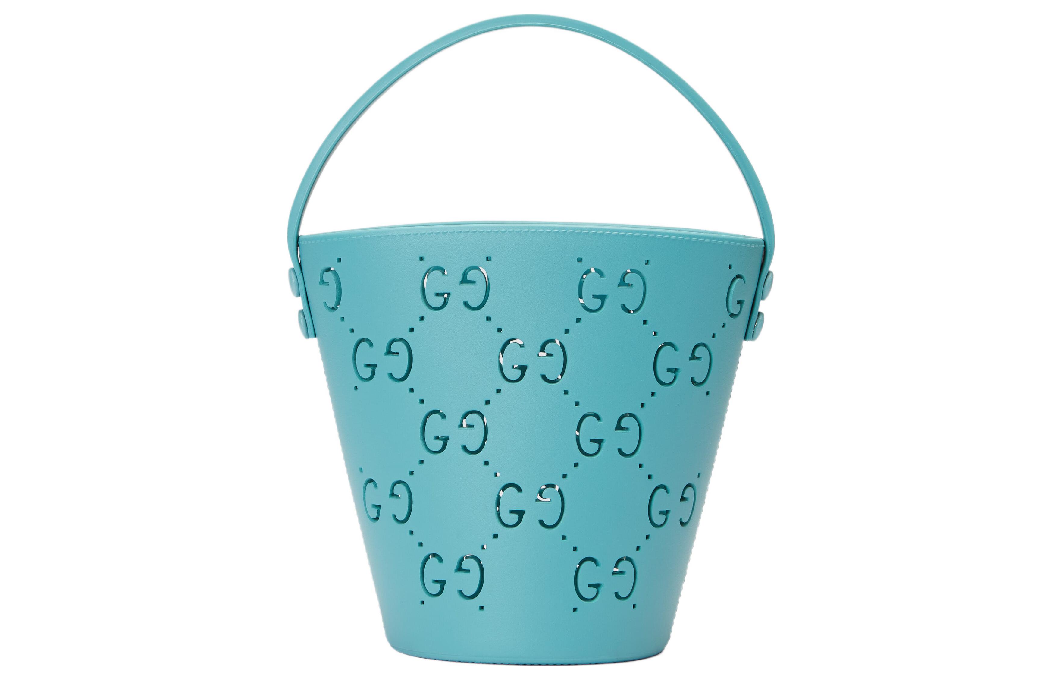 GUCCI Резиновая сумка ведро детская сумка светло голубой
GUCCI Резиновая сумка ведро детская сумка светло голубой