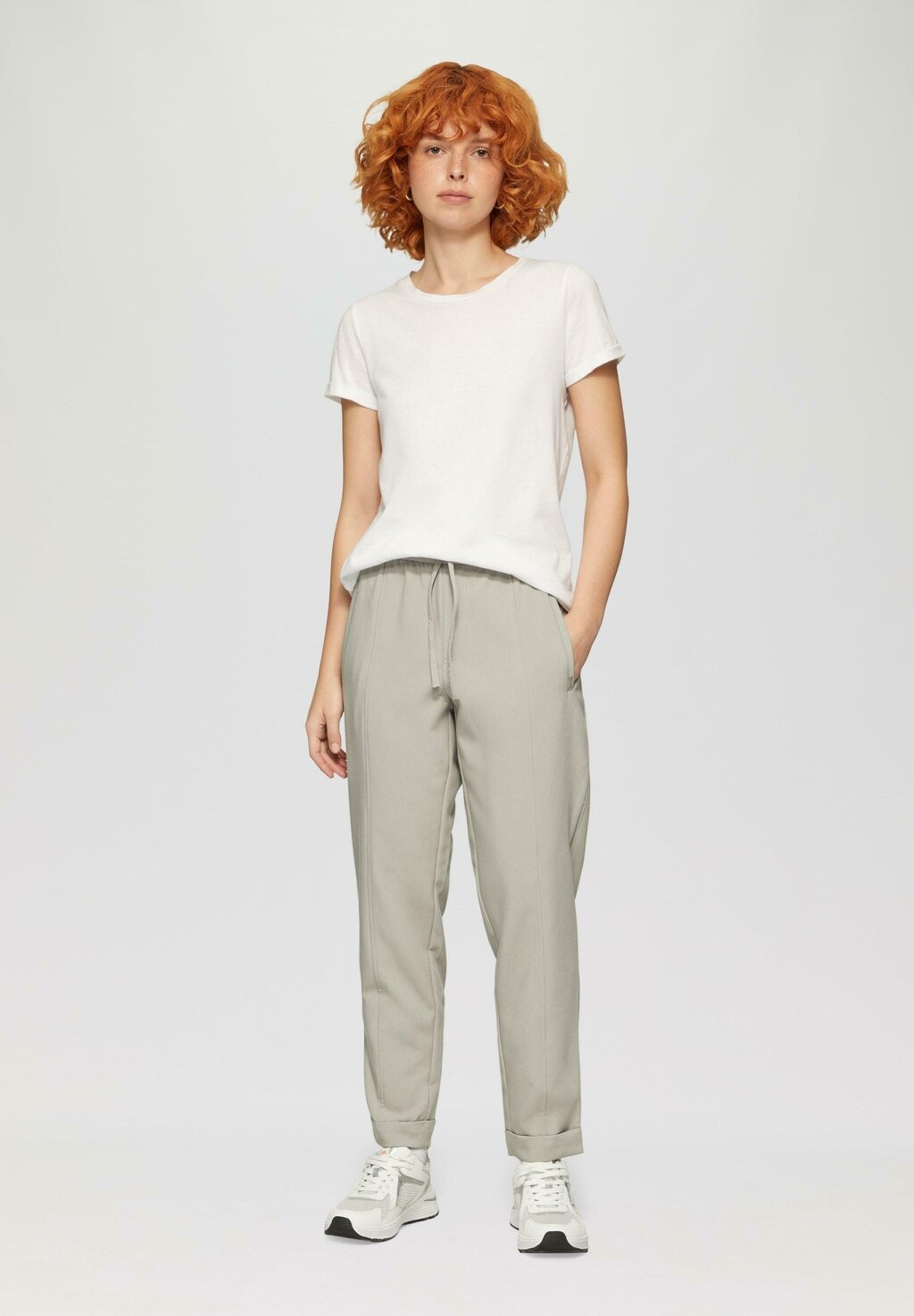 Брюки ELEGANTE JOG QS, серый 
Брюки ELEGANTE JOG QS, серый