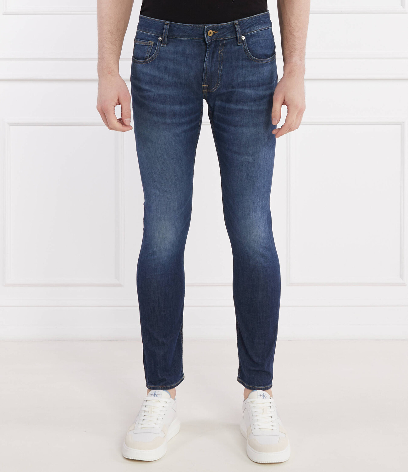 Джинсы GUESS MIAMI Skinny fit, темно-синий
Джинсы GUESS MIAMI Skinny fit, темно-синий