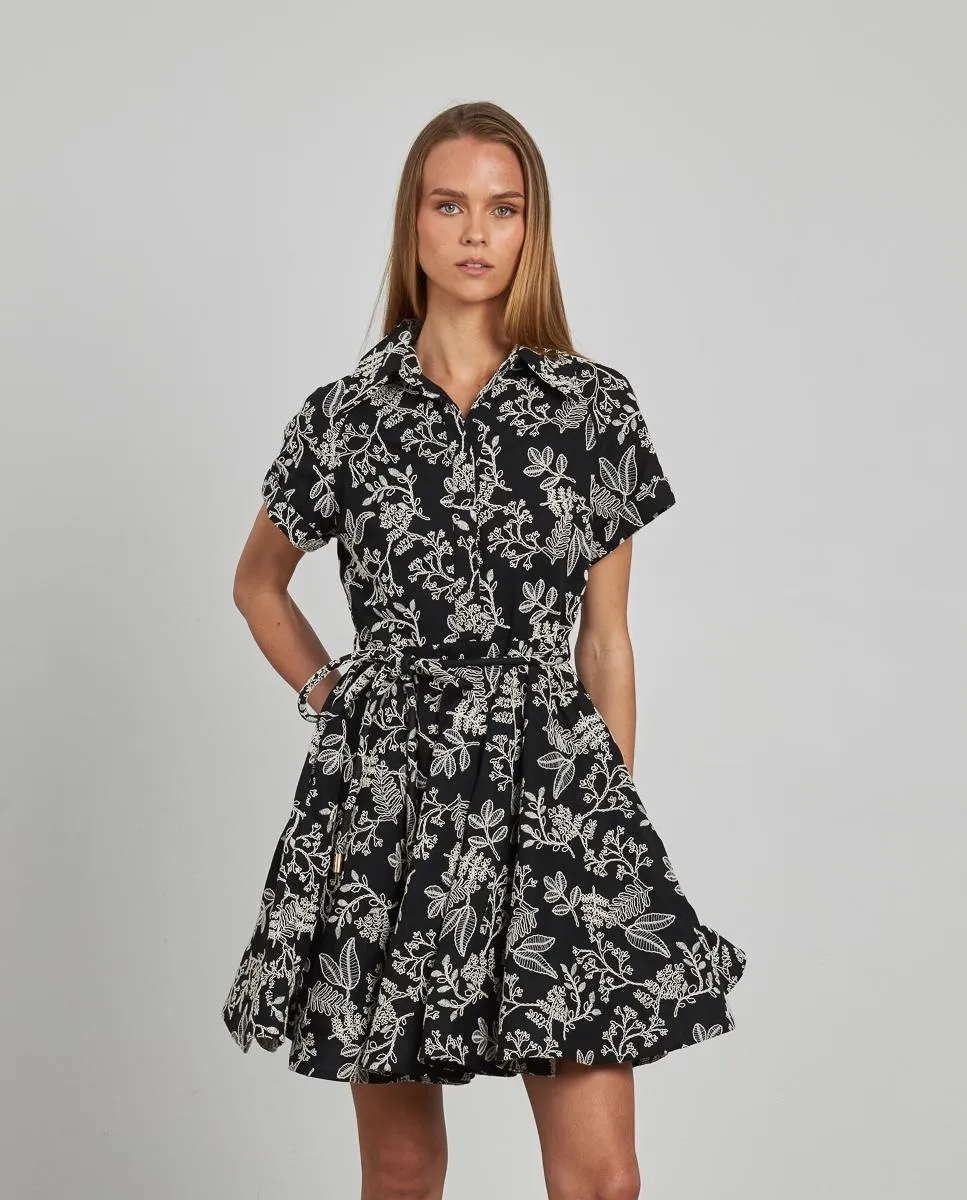 Короткое платье без рукавов с круглым вырезом и цветочным принтом Alma En Pena, черный
Короткое платье без рукавов с круглым вырезом и цветочным принтом Alma En Pena, черный