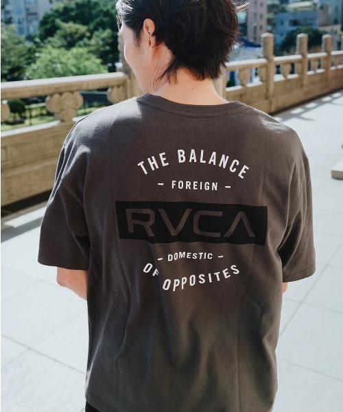 Мужская футболка с принтом на спине, круглым вырезом и коротким рукавом RVCA, черный
Мужская футболка с принтом на спине, круглым вырезом и коротким рукавом RVCA, черный