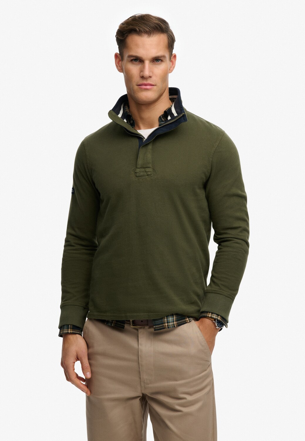 Superdry & Co Лонгслив в оливковом цвете
Superdry & Co Лонгслив в оливковом цвете