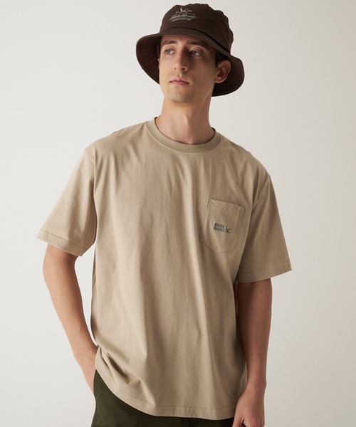 Футболка с коротким рукавом, с вышитым логотипом и нагрудным карманом Eddie Bauer, бежевая
Футболка с коротким рукавом, с вышитым логотипом и нагрудным карманом Eddie Bauer, бежевая