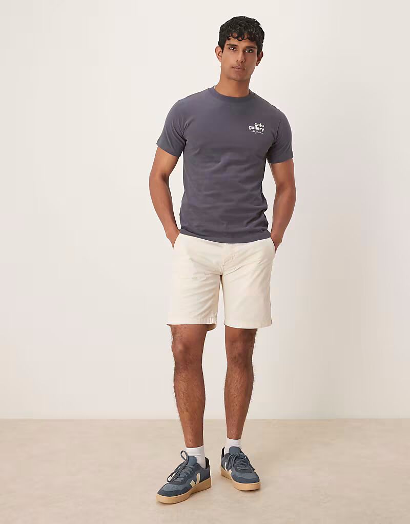 Шорты Scalpers Outfitters кремового цвета
Шорты Scalpers Outfitters кремового цвета