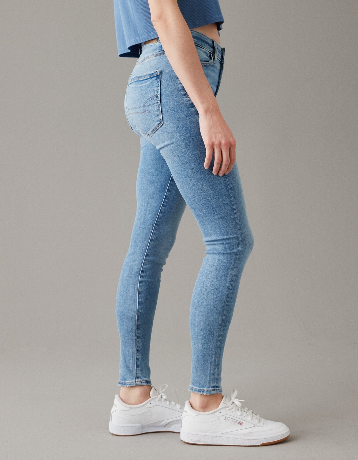 Джеггинсы с V-образной посадкой и завышенной талией AE Next Level American Eagle Outfitters, цвет Blue Daylight
Джеггинсы с V-образной посадкой и завышенной талией AE Next Level American Eagle Outfitters, цвет Blue Daylight
