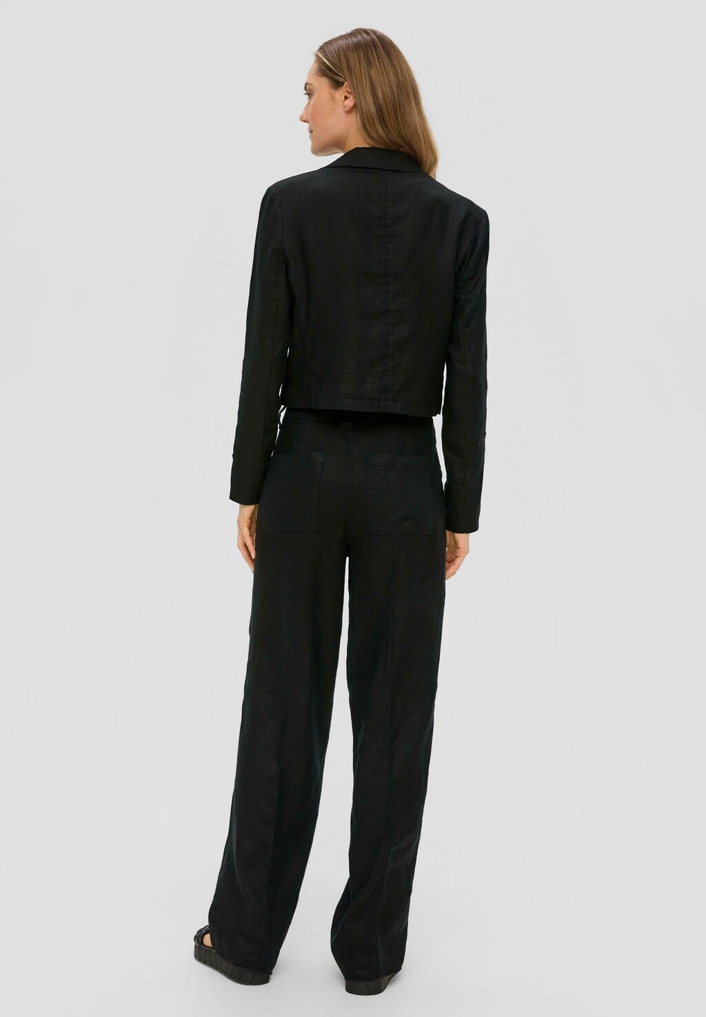 Блейзер s.Oliver, черный
Блейзер s.Oliver, черный