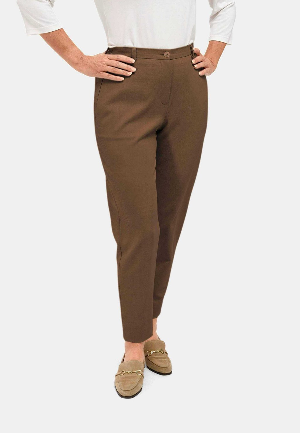 Брюки ANNA MIT STRUKTUR GOLDNER, коричневый 
Брюки ANNA MIT STRUKTUR GOLDNER, коричневый