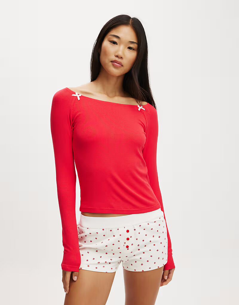 Cotton:On трикотажные шорты-шорты персикового цвета, розово-алого цвета
Cotton:On трикотажные шорты-шорты персикового цвета, розово-алого цвета