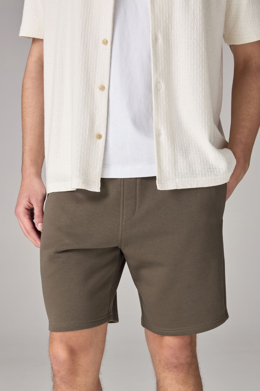 Шорты из мягкого джерси Next, коричневый
Шорты из мягкого джерси Next, коричневый