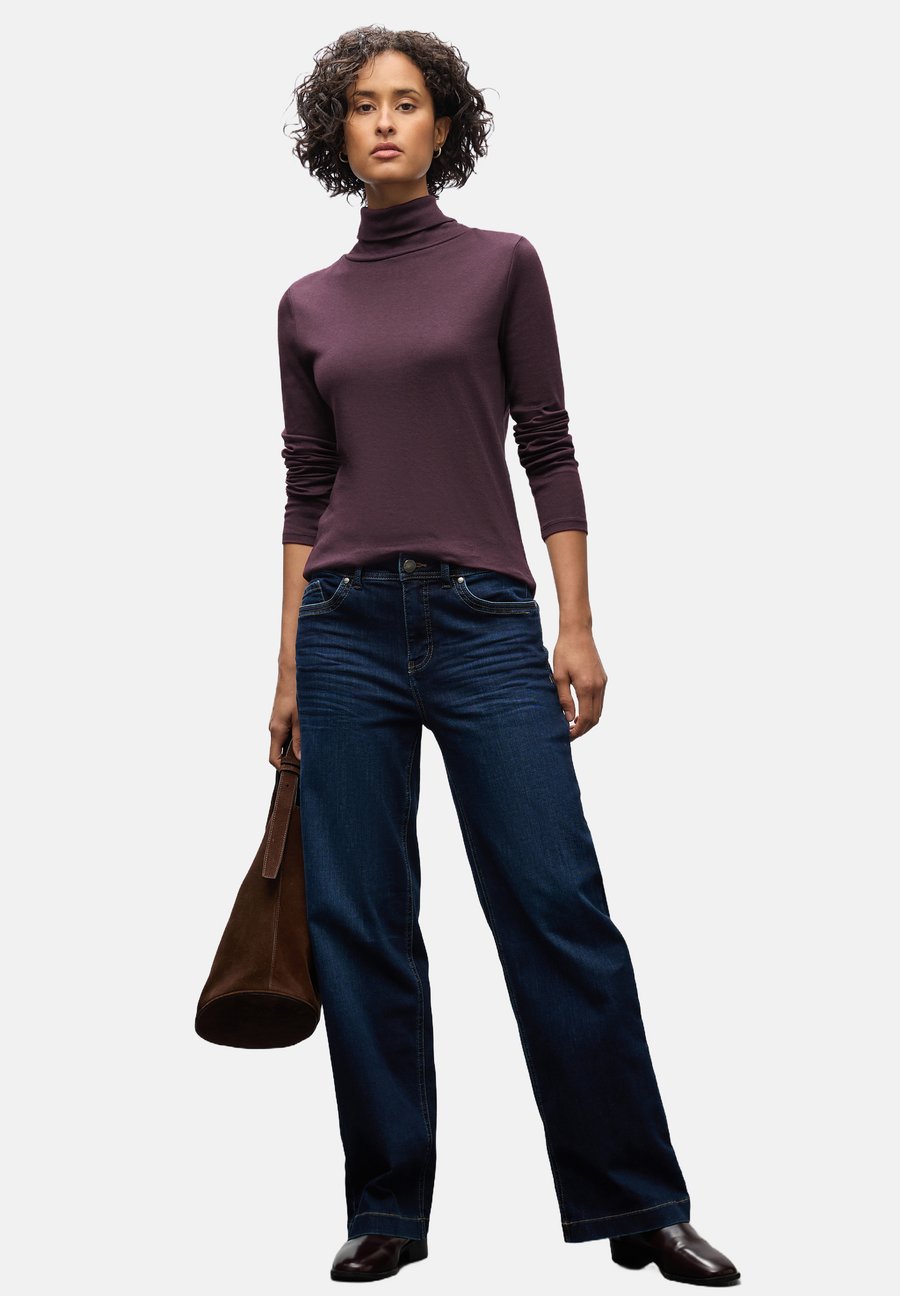 Топ Street One Long sleeved top, Rot/Berry
Топ Street One Long sleeved top, Rot/Berry