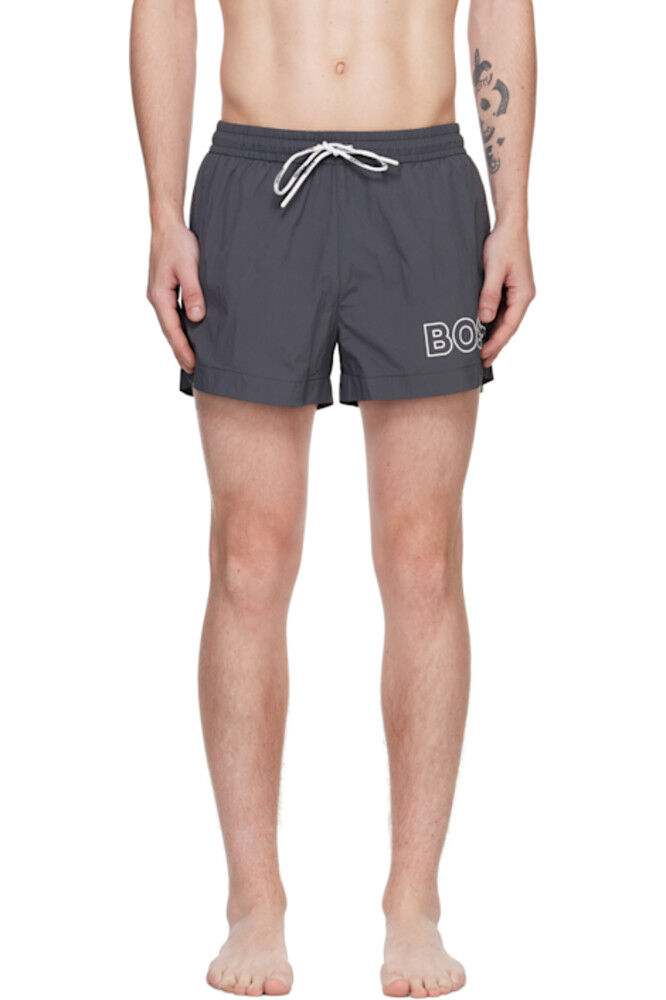 Шорты для плавания с серым контуром BOSS
Шорты для плавания с серым контуром BOSS