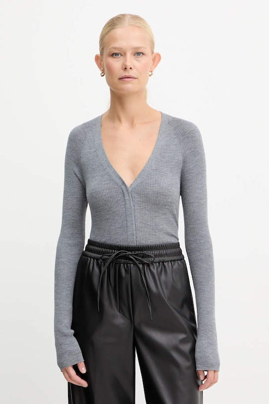 Шерстяной кардиган Boss, серый
Шерстяной кардиган Boss, серый