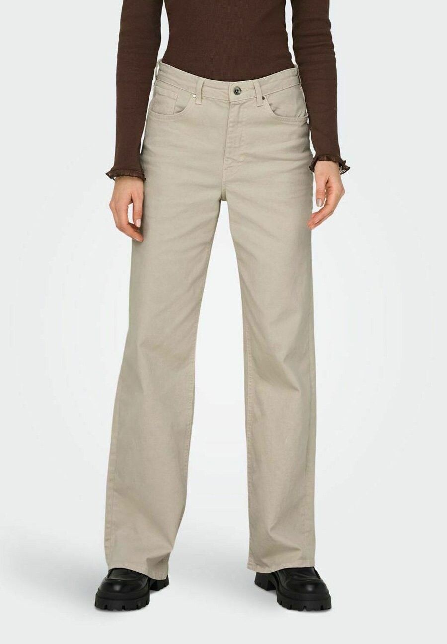 Расклешенные джинсы ONLY
Расклешенные джинсы ONLY