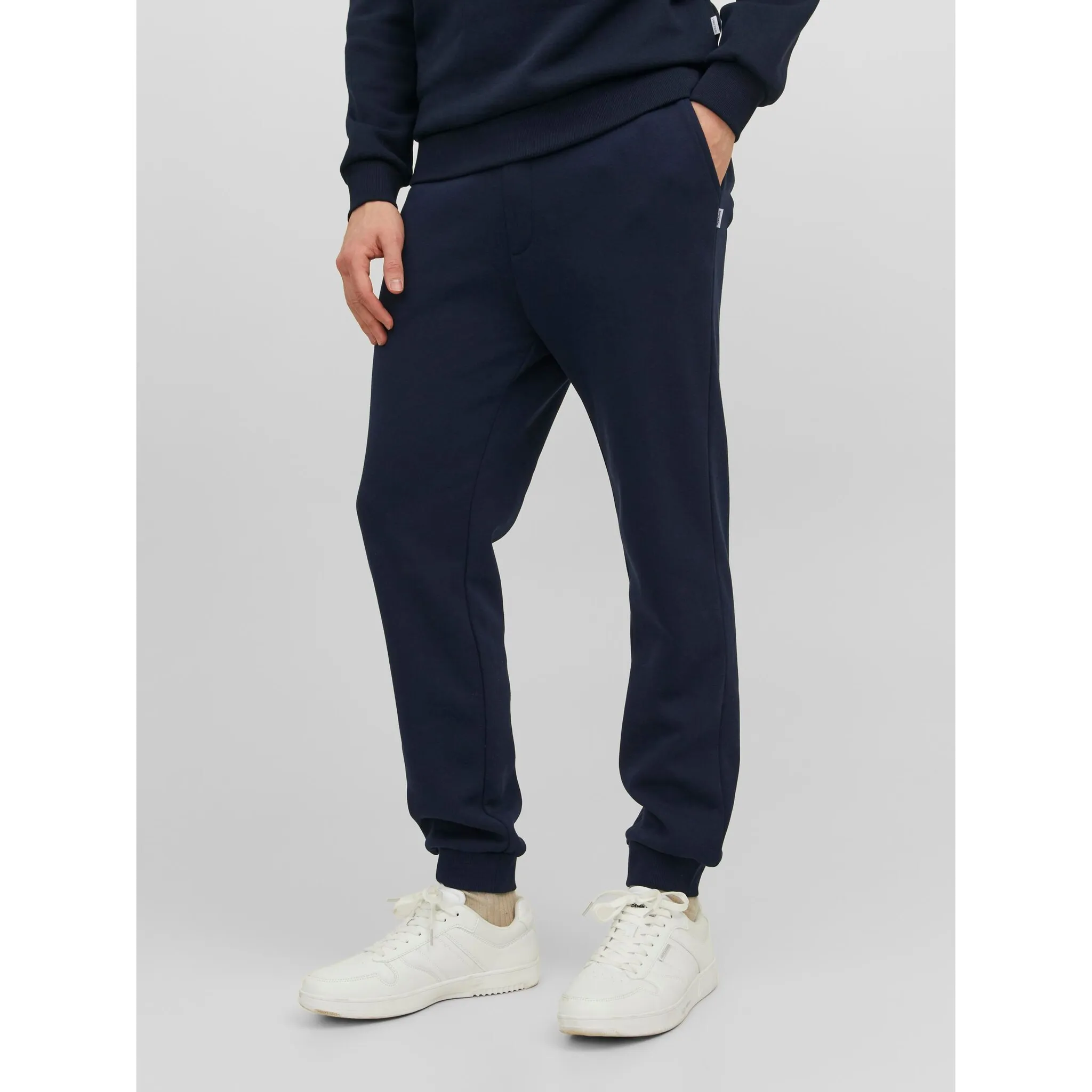 Спортивные брюки Jack & Jones "JPSTGORDON JJBRADLEY SWEAT PANT GMS NOOS", синий
Спортивные брюки Jack & Jones "JPSTGORDON JJBRADLEY SWEAT PANT GMS NOOS", синий