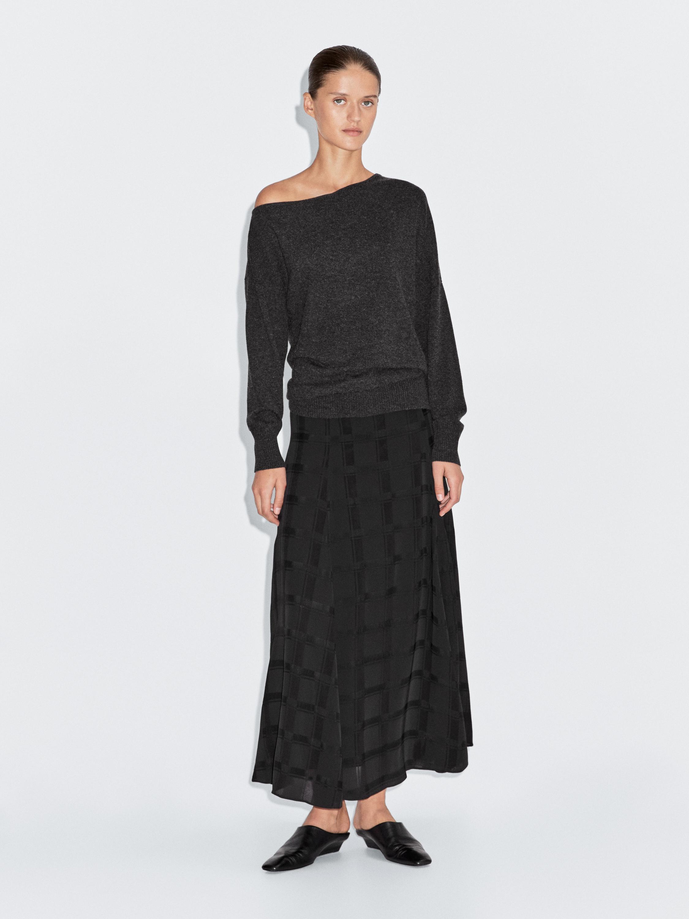 Длинная юбка с воланами Massimo Dutti, темно-синий
Длинная юбка с воланами Massimo Dutti, темно-синий