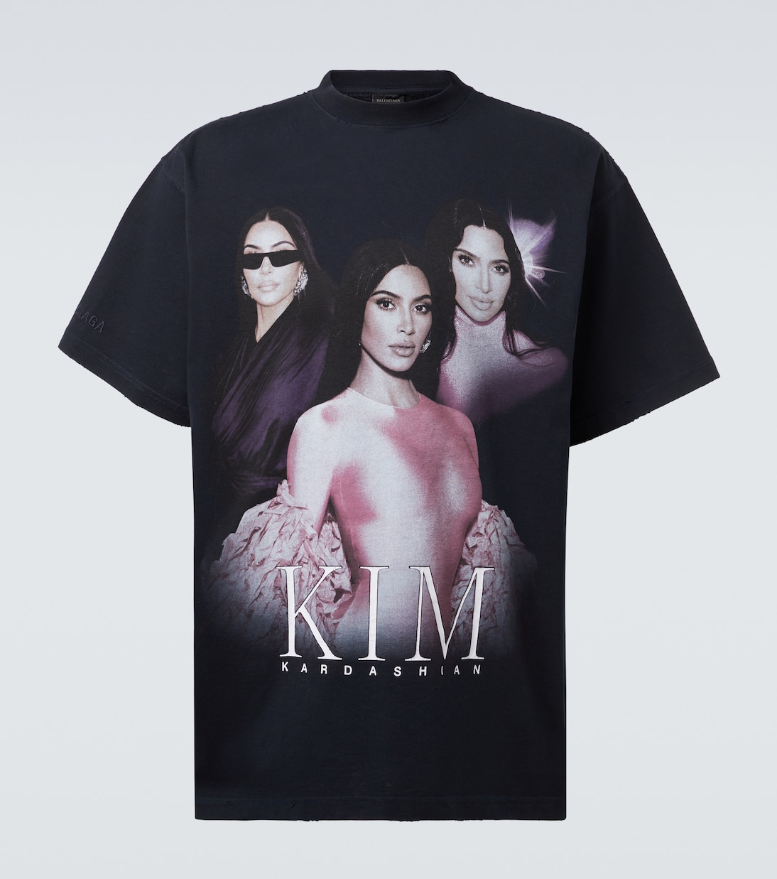 Футболка Kim K оверсайз из хлопкового джерси Balenciaga, Faded Black 
Футболка Kim K оверсайз из хлопкового джерси Balenciaga, Faded Black